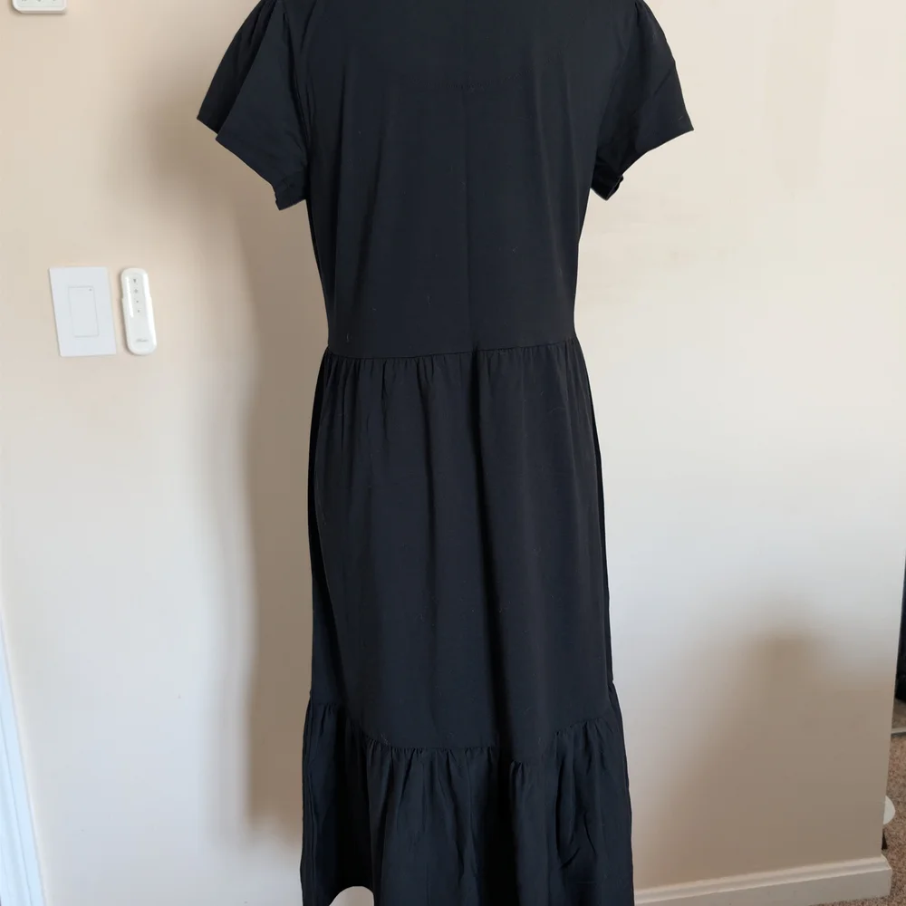 NWOT Isaac Mizrahi Short Sleeve Cotton Modal Tiered Midi Dress Black XS Petite - Picture 4 of 8